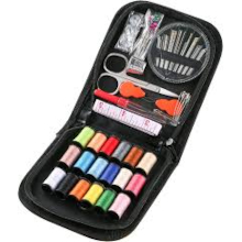 KIT PER RICAMO DA VIAGGIO 50 PEZZI