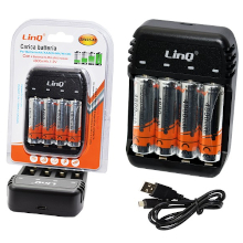 CARICABATTERIE AA/AAA CON 4 STILO 4800 MAH